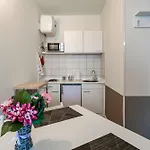 Moretto 12 - Con Piscina E Wifi Apartment *